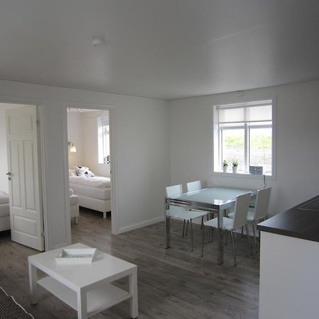 Apartment By The Sea Hofn Bagian luar foto