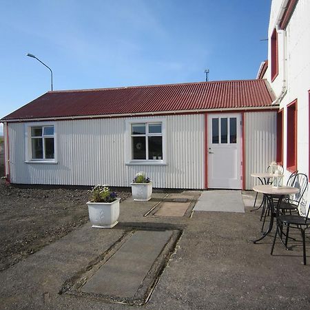 Apartment By The Sea Hofn Bagian luar foto
