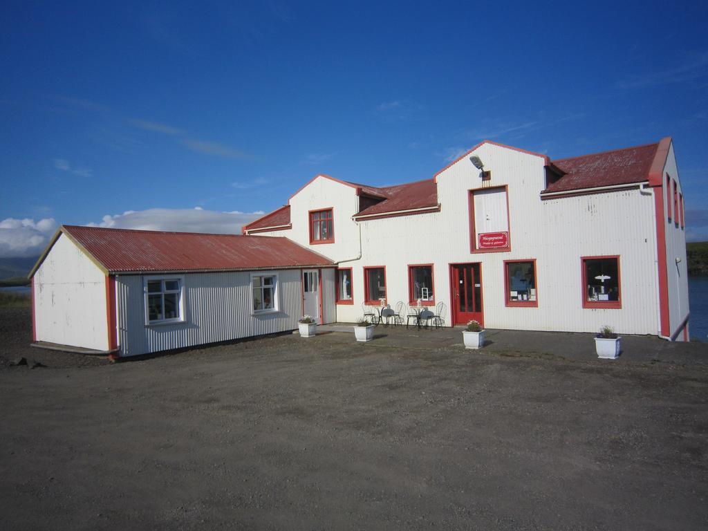 Apartment By The Sea Hofn Bagian luar foto